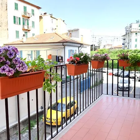 בית הארחה Aurora 5 Terre לה ספציה